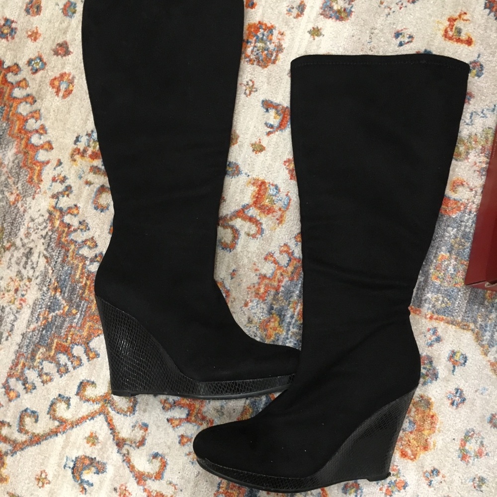Below knee platform boots